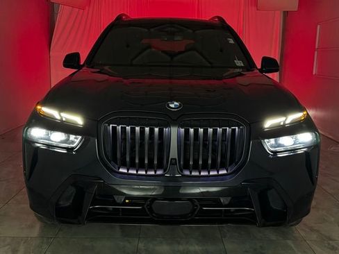 Used 2023 BMW X7 xDrive40i w/ Executive Package image 46