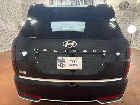 New 2027 Hyundai Palisade Calligraphy FWD image 6