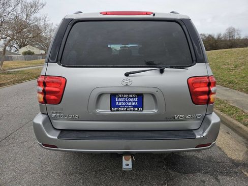 Used 2003 Toyota Sequoia SR5 image 4