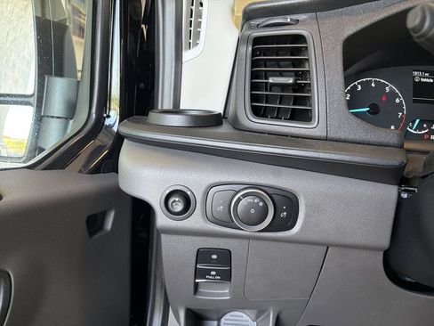 Used 2025 Ford Transit 350 XL AWD/4WD image 17