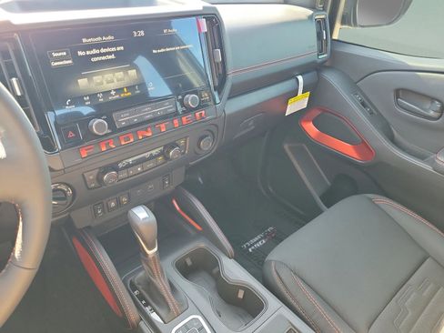 New 2026 Nissan Frontier PRO-4X w/ Pro-4x Convenience Package image 23