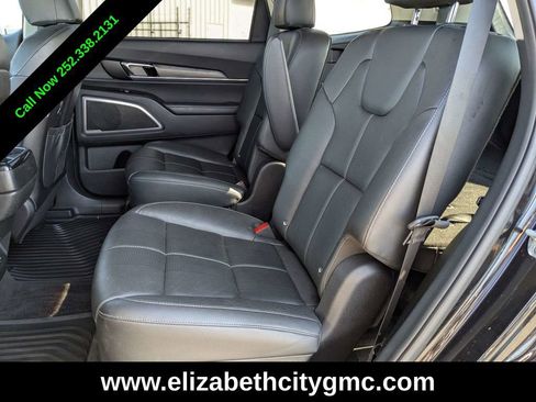 Used 2022 Kia Telluride EX w/ EX Premium Package image 16