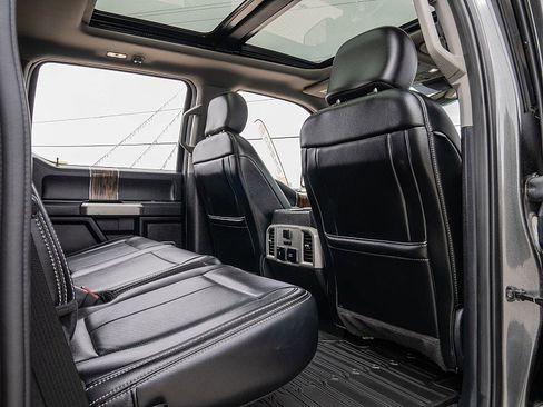 Used 2020 Ford F150 Lariat w/ Equipment Group 502A Luxury AWD/4WD image 22