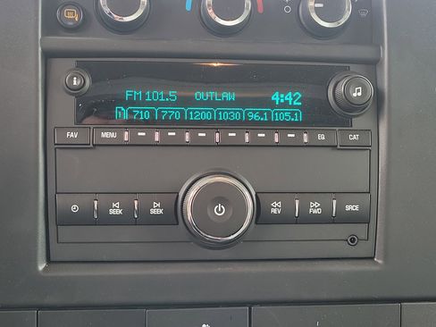 New 2025 GMC Savana 3500 w/ Power Convenience Package image 23