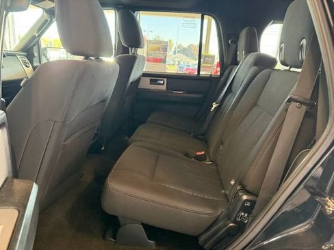 Used 2016 Ford Expedition XLT image 21