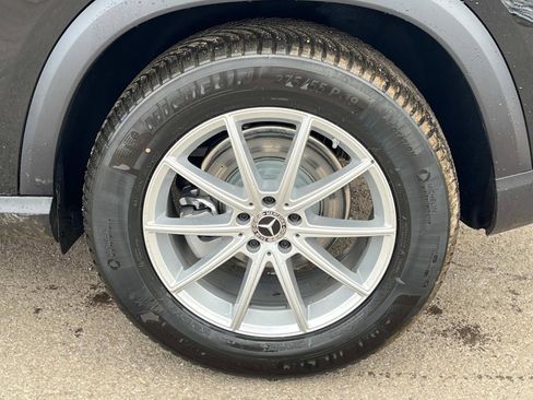 Used 2025 Mercedes-Benz GLE 350 4MATIC image 11