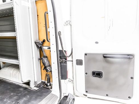 Used 2020 Nissan NV 2500 SV RWD image 35