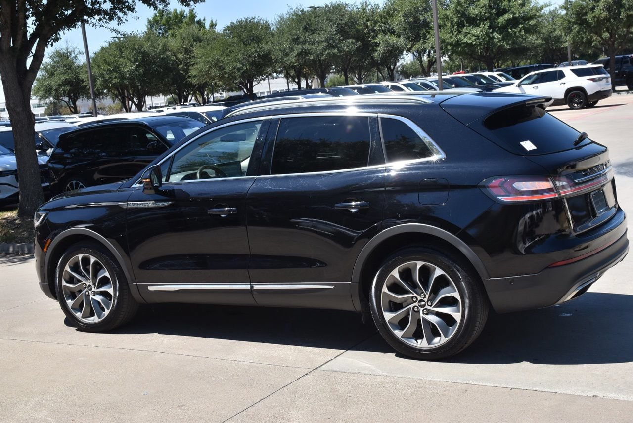 Used 2023 Lincoln Nautilus Reserve w/ Equipment Group 201A AWD/4WD image 11
