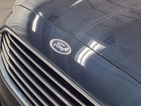 Used 2020 Ford Fusion SE w/ Equipment Group 151A FWD image 15