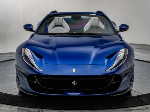 Used 2022 Ferrari 812 GTS RWD image 38