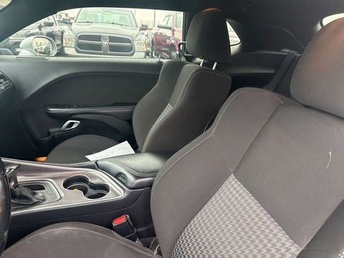 Used 2021 Dodge Challenger R/T image 10