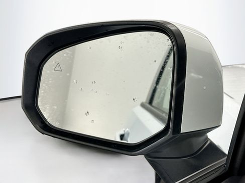 Used 2024 Hyundai Santa Fe SEL image 16