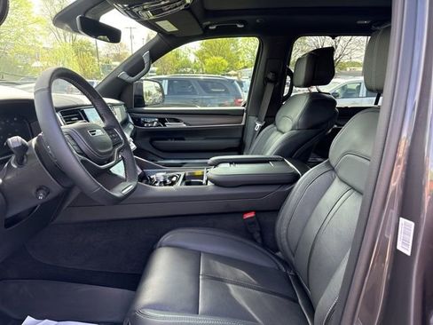 New 2026 Jeep Grand Wagoneer Summit AWD/4WD image 16