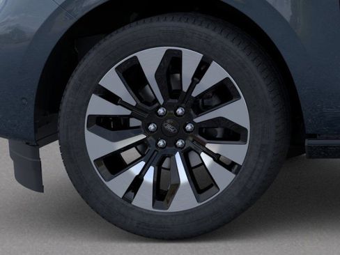 New 2025 Ford Expedition Max Platinum w/ Platinum Ultimate Package image 21