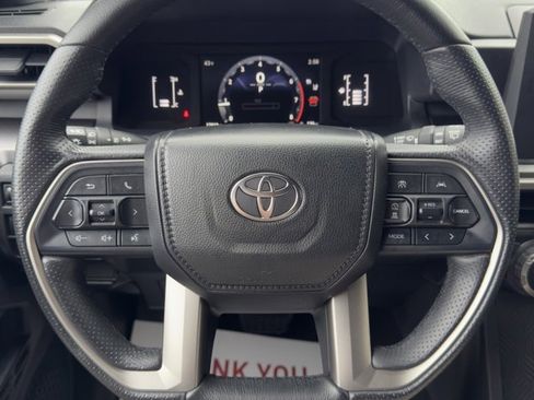 Used 2025 Toyota 4Runner SR5 image 15