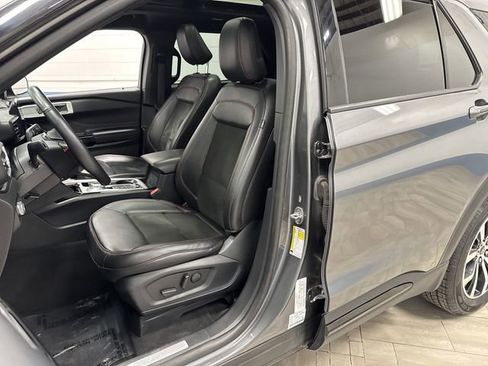 Used 2023 Ford Explorer ST-Line image 4