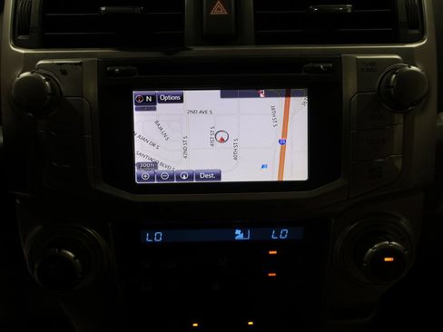 Used 2018 Toyota 4Runner Limited AWD/4WD image 29