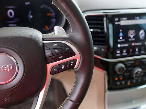 Used 2021 Jeep Grand Cherokee Summit image 13