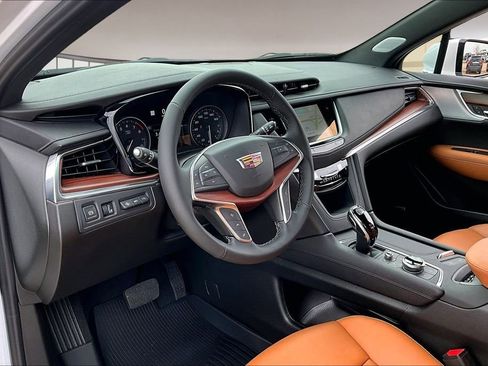 New 2026 Cadillac XT5 Premium Luxury w/ Driver Assist Package image 6
