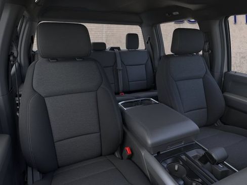Used 2026 Ford F150 XLT w/ XLT Black Appearance Package RWD image 10