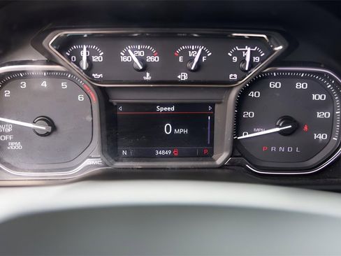 Used 2021 GMC Sierra 1500 Elevation image 14