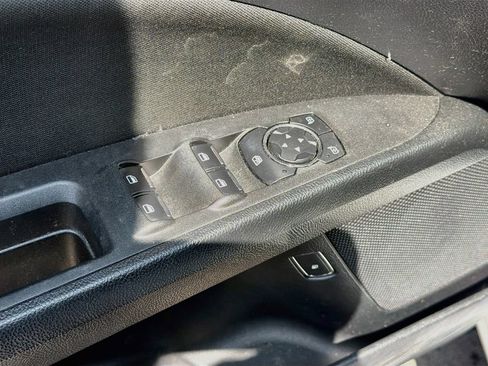 Used 2019 Ford Fusion SE FWD image 20