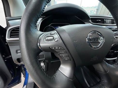 Used 2022 Nissan Murano SV w/ Cargo Package FWD image 20