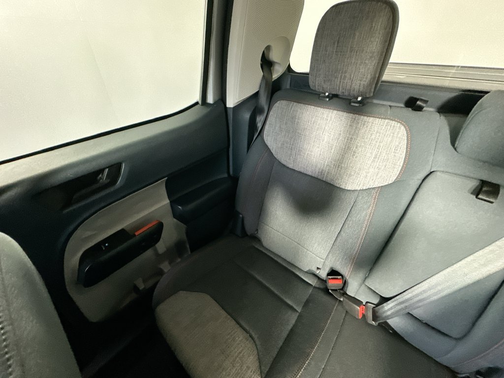 Used 2023 Ford Maverick XLT w/ XLT Luxury Package FWD image 12
