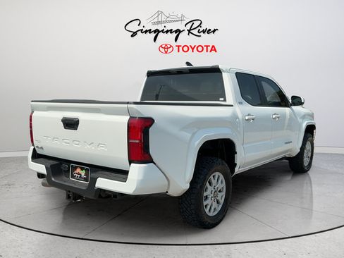 Used 2026 Toyota Tacoma SR5 AWD/4WD image 7