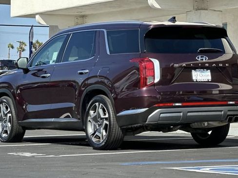 Used 2024 Hyundai Palisade Limited FWD image 6