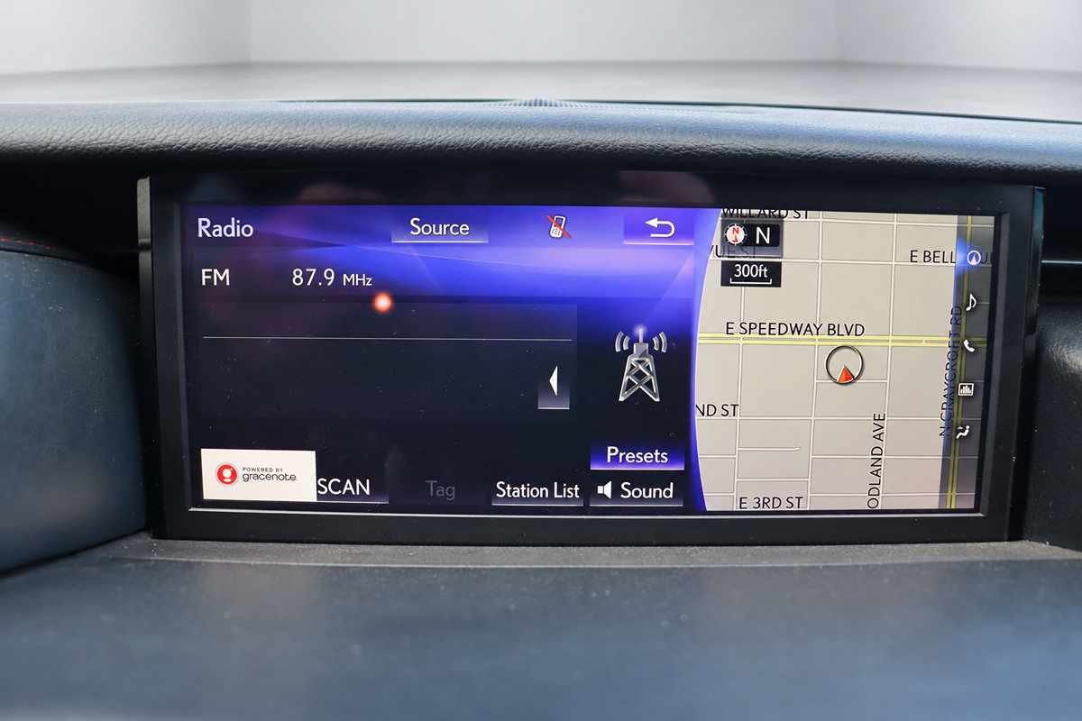 Used 2018 Lexus IS 300 F Sport RWD image 36