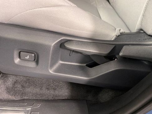 New 2026 Toyota Tacoma SR5 image 8