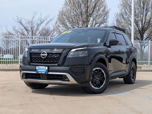 Used 2023 Nissan Pathfinder Rock Creek AWD/4WD image 2