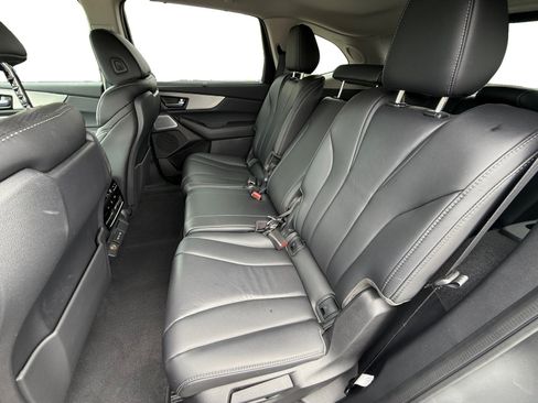 Used 2025 Acura MDX FWD w/ Technology Package image 16