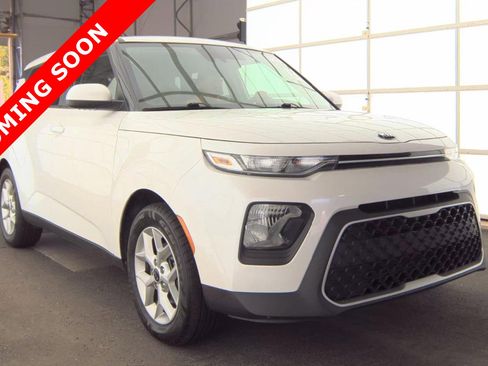 Used 2021 Kia Soul S FWD image 3