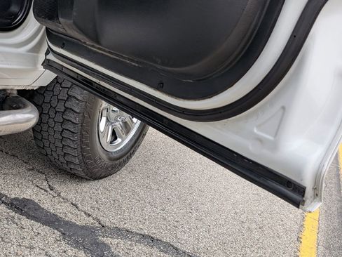 Used 2018 RAM 3500 Tradesman w/ Chrome Appearance Group image 35