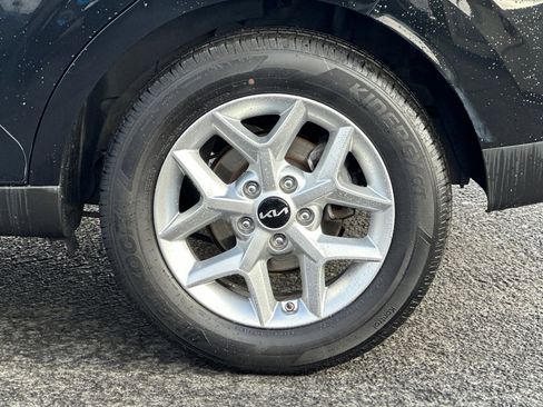 Used 2024 Kia Soul LX w/ Option Group 015 image 25