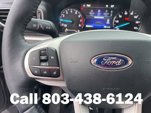Used 2022 Ford Explorer XLT w/ Equipment Group 202A image 20