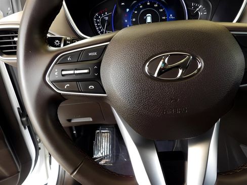 Used 2020 Hyundai Santa Fe SEL w/ Convenience Package image 23