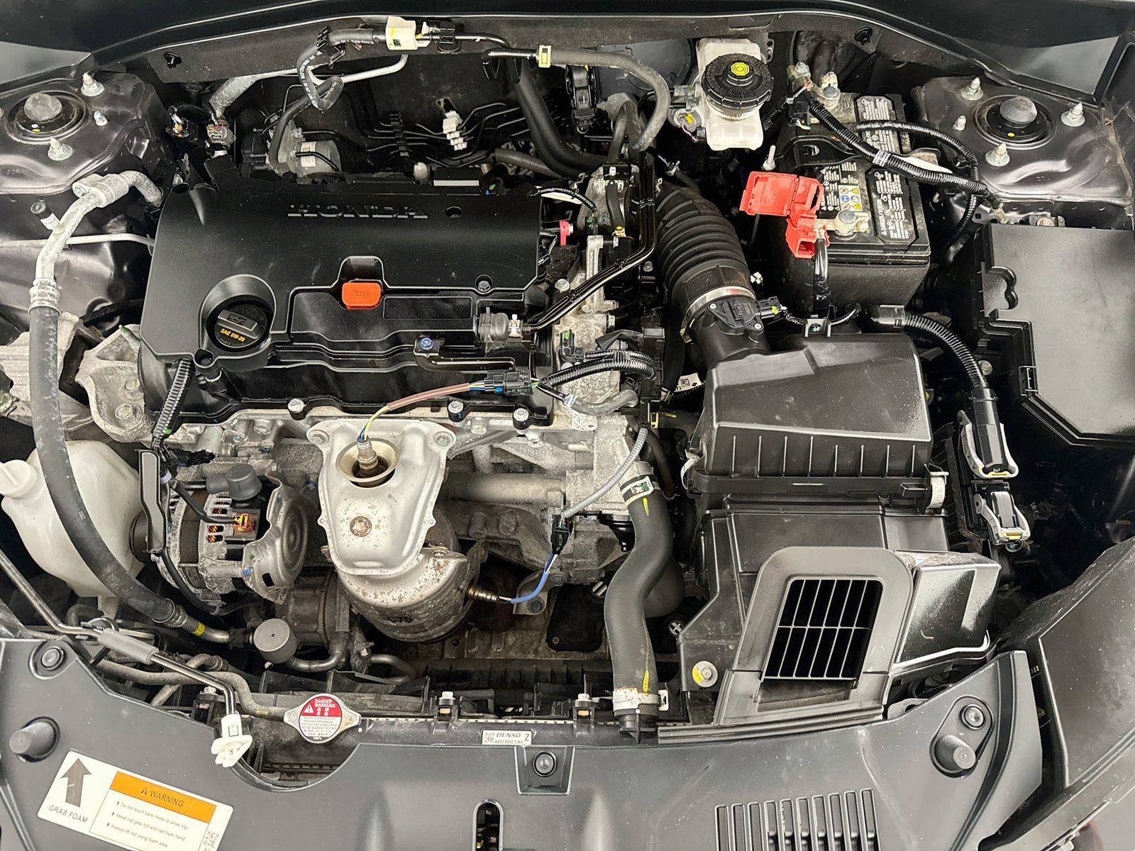 Used 2024 Honda HR-V EX-L image 10