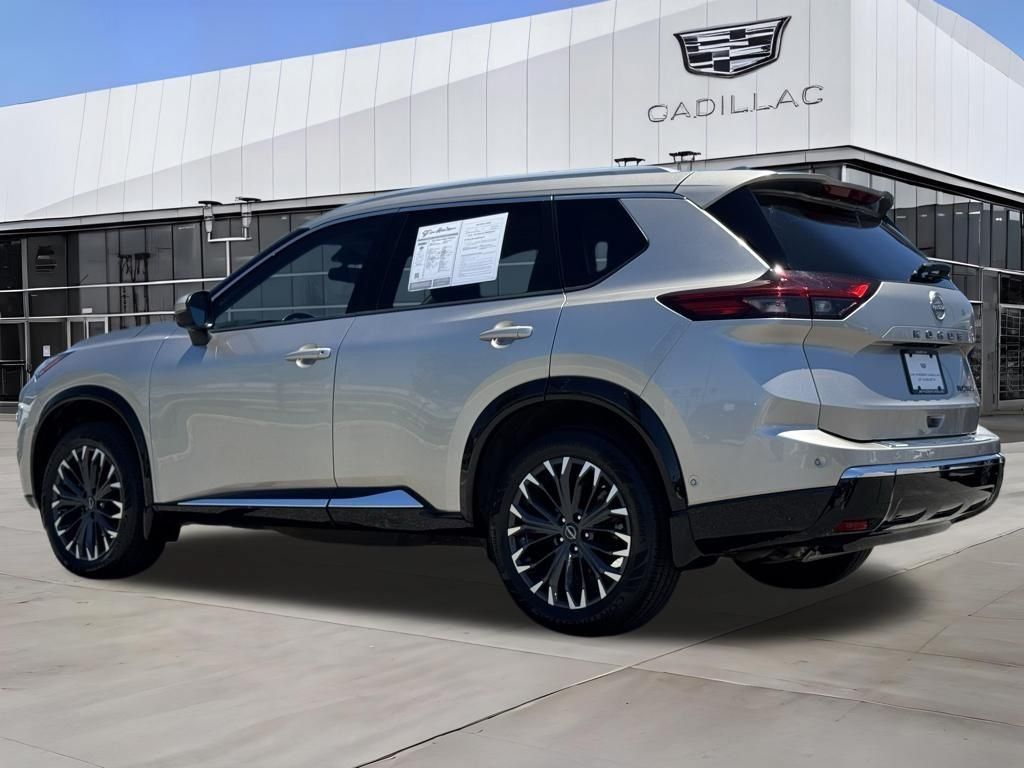 Used 2024 Nissan Rogue Platinum w/ Platinum Premium Package FWD image 5