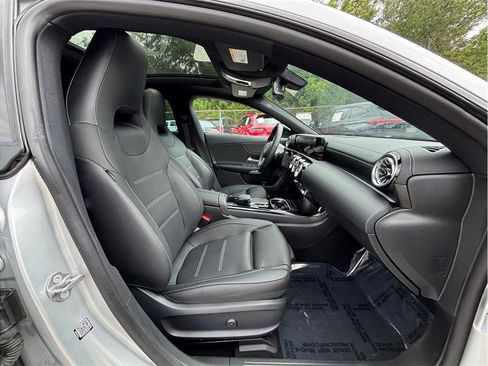 Used 2023 Mercedes-Benz CLA 250 4MATIC image 42