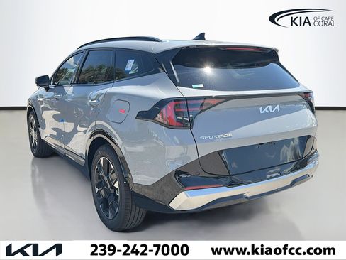 New 2026 Kia Sportage SX FWD image 3