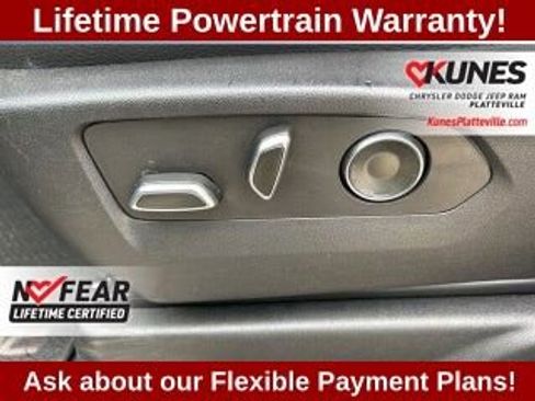 Used 2023 GMC Yukon XL Denali image 31