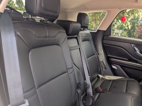 Used 2024 Lincoln Corsair AWD image 29