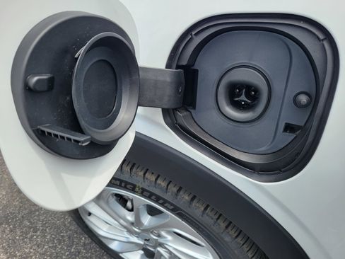 New 2027 Chevrolet Bolt LT FWD image 10