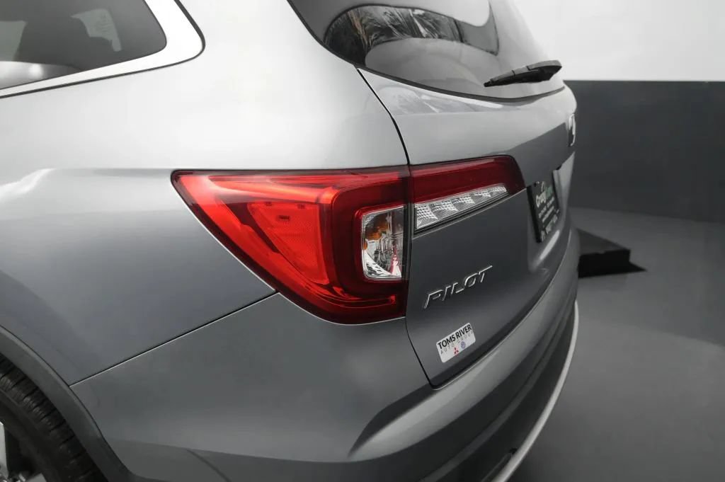 Used 2020 Honda Pilot EX image 15