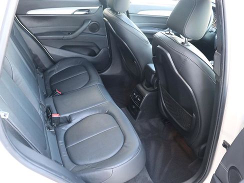 Used 2018 BMW X1 xDrive28i image 13
