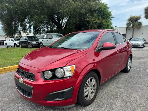 Used 2012 Chevrolet Sonic LT FWD image 1