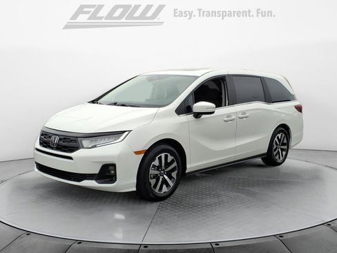New 2026 Honda Odyssey EX-L image 3